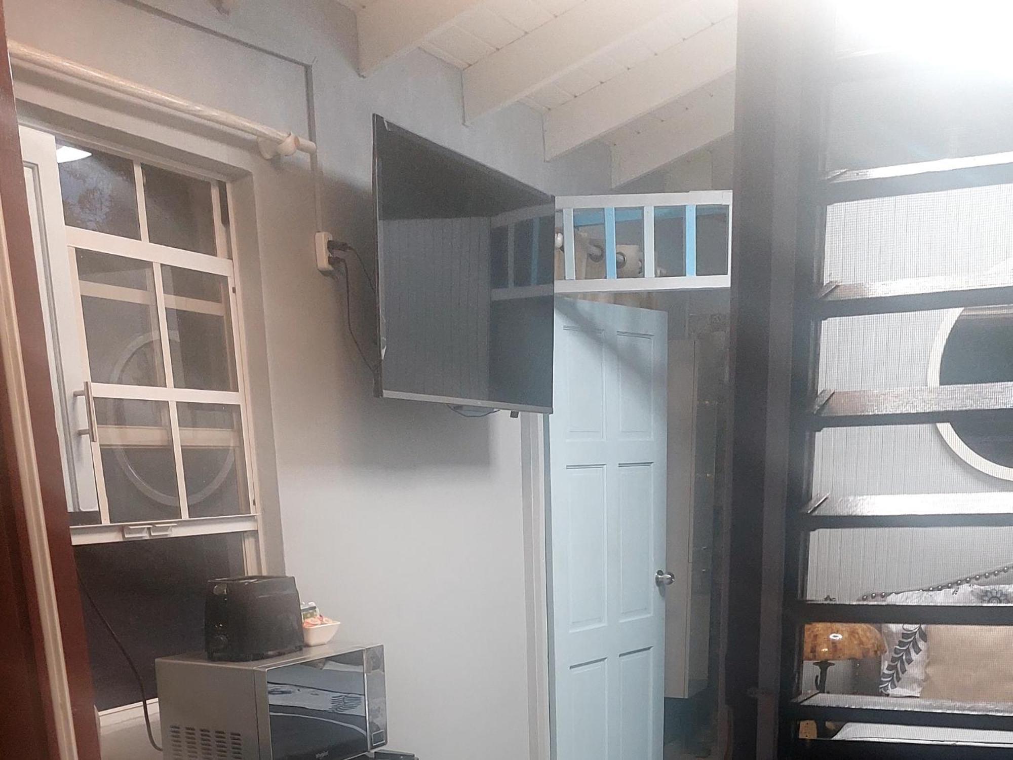Carmen'S Cozy Studio 布里奇敦 外观 照片